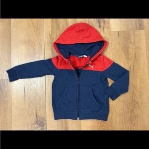 PUMA Zip up Hoodie 🐆